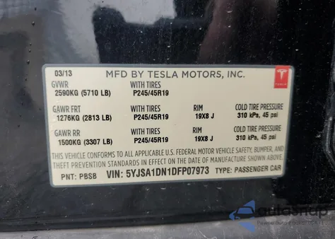 2013 Tesla Model S z USA, uszkodzony, nr VIN 5YJSA1DN1DFP07973